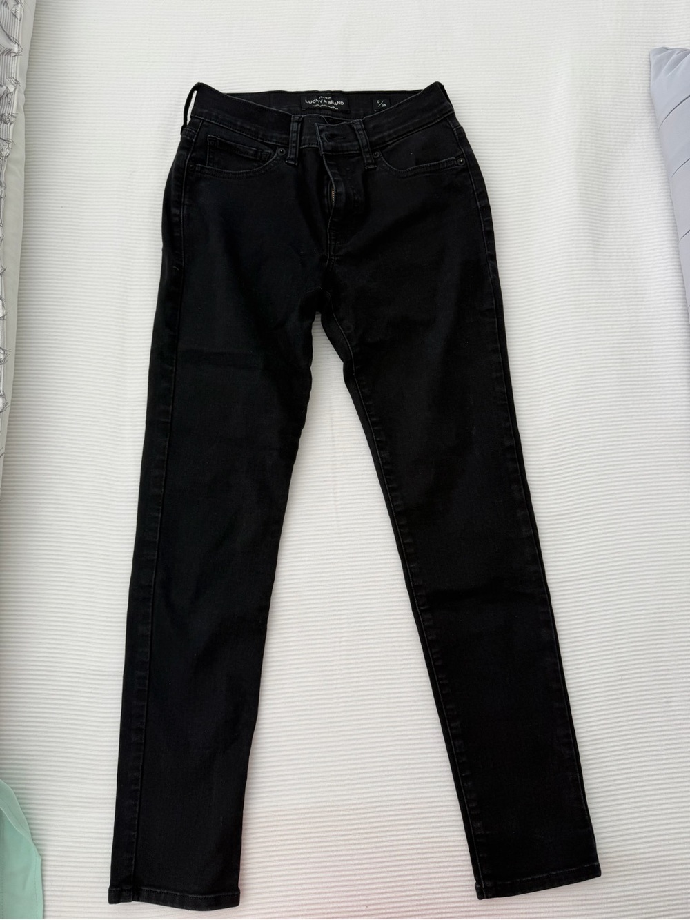 Lucky Brand Women's Black Slim Straight Jeans